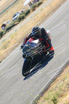 media/Oct-15-2023-TrackXperience (Sun) [[85198ff50b]]/Group 3/session 4 turn 3/